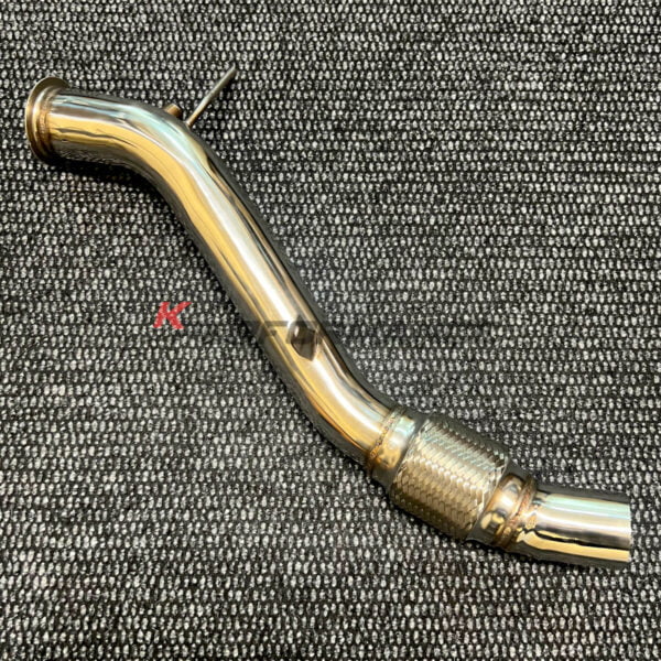 High-quality downpipe for BMW E81 E87 E82 E88 116d 118d 120d 123d with N47 and N47S engines